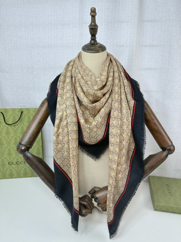 GUCCI 25S SCARF 140 IN CASHMERE 740368