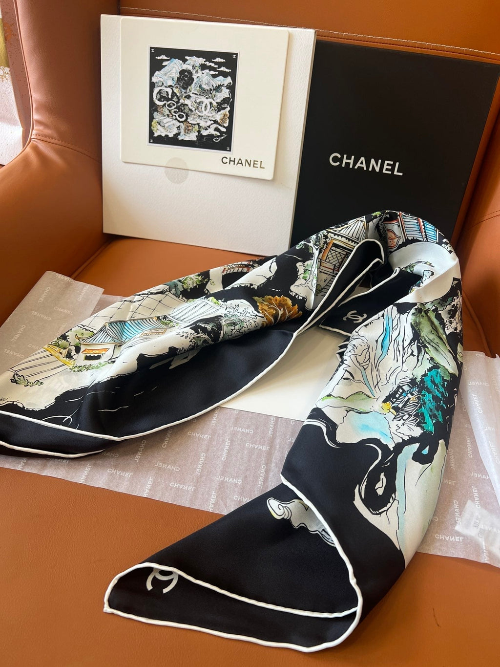 CHANEL 25S SCARF 90 IN SILK 715642