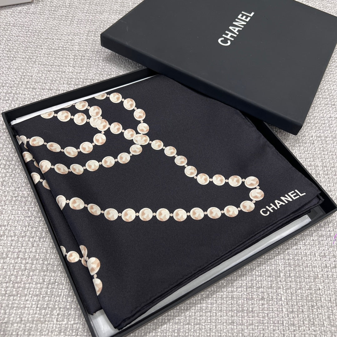 CHANEL 25S SCARF 90 IN SILK 735866