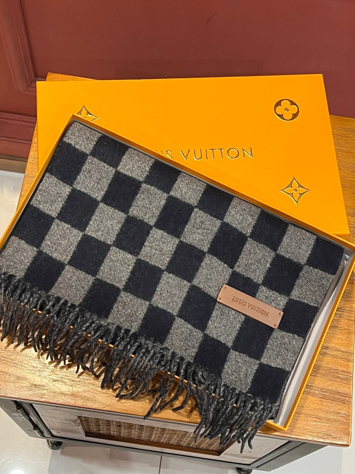 LOUIS VUITTON DAMIER SCARF 180 CM IN MIDNIGHT BLUE MIX GRAY CASHMERE 388316