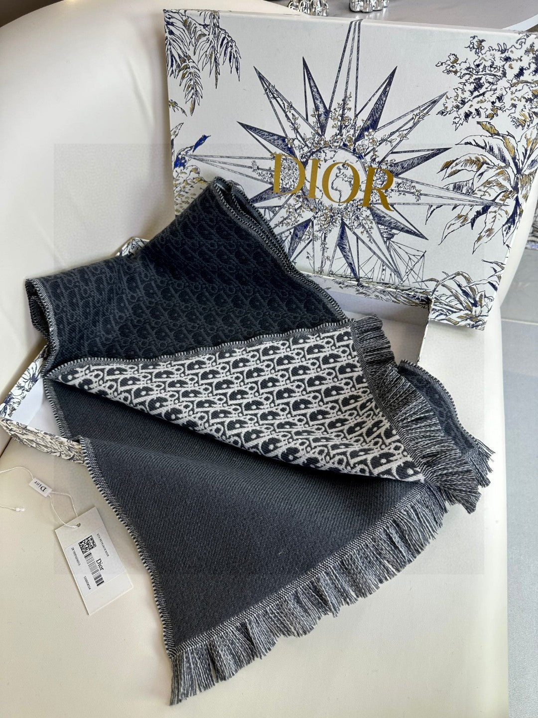 DIOR SCARF 200 CM IN CASHMERE 603606